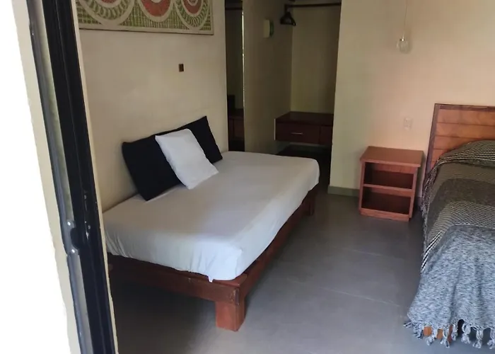 Hotel Uolis Nah
